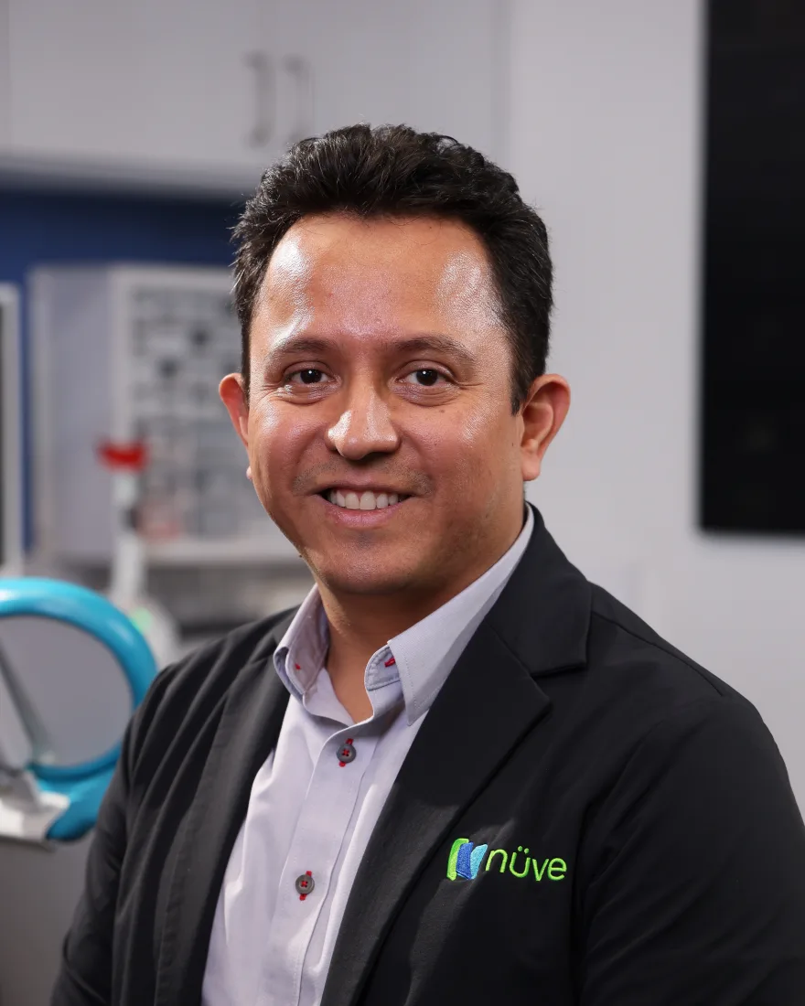 Dr. Jorge Villanueva